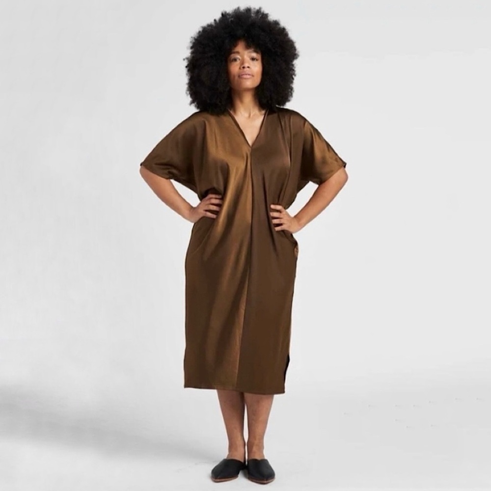Universal Standard Sonya Satin V Neck Draped Midi Dress Caramel 3XS 2 - 4
